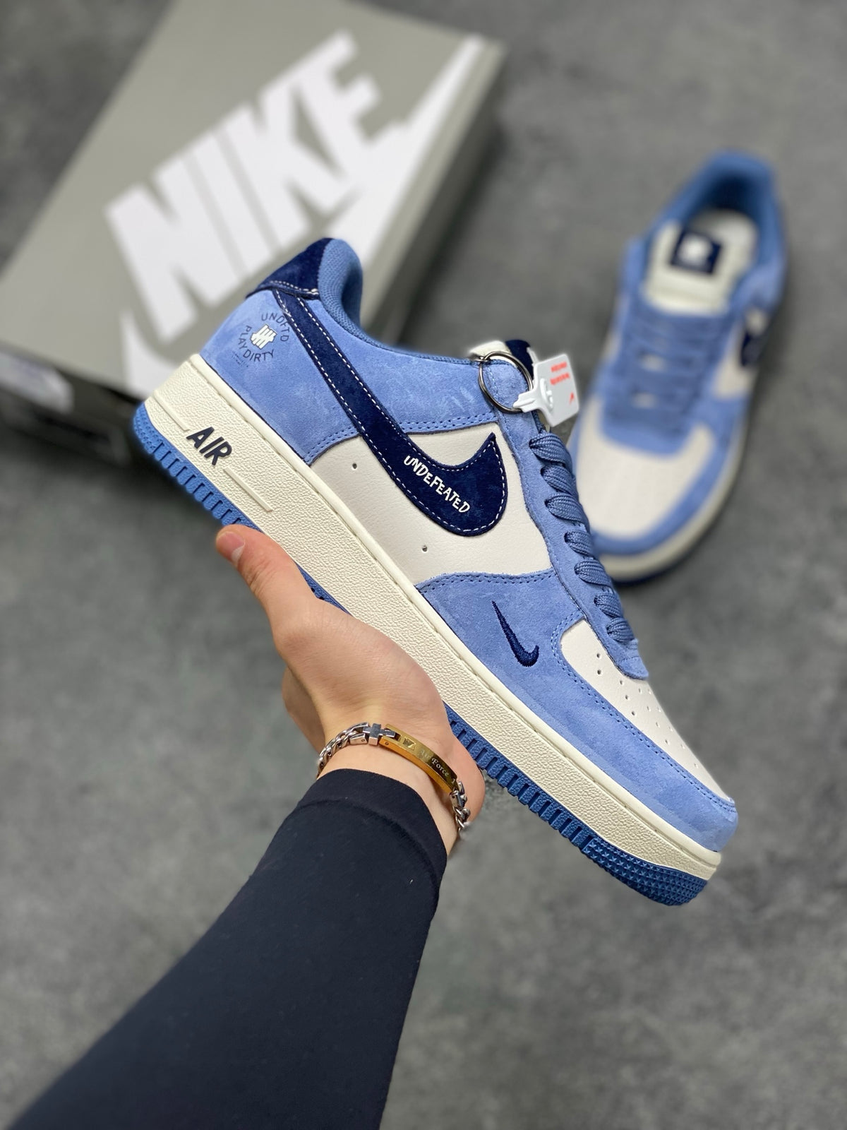 Undefeated联名AF1