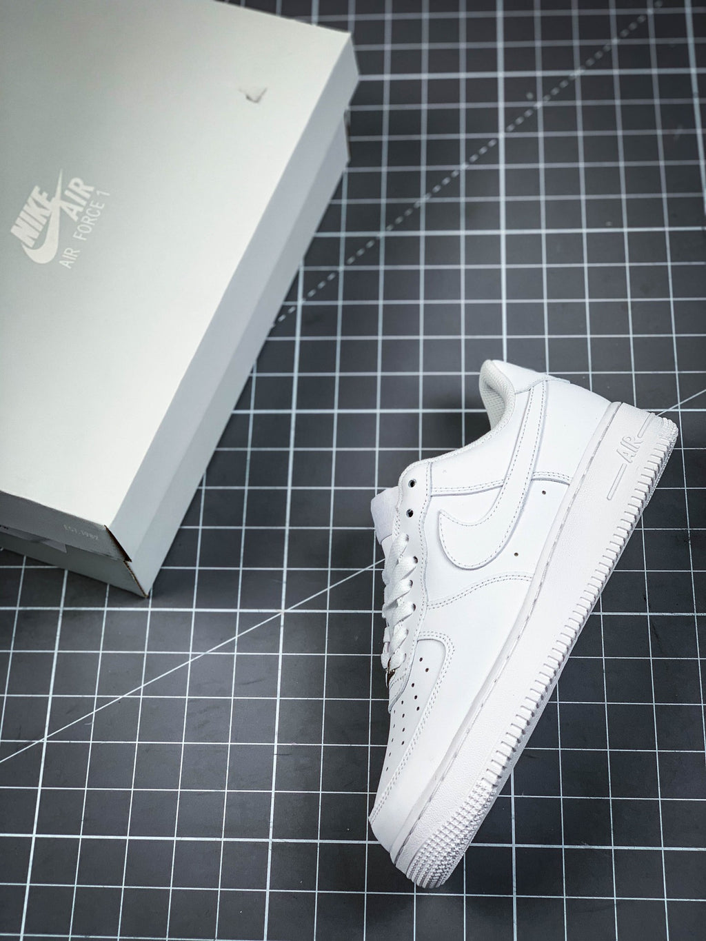 Nike Air Force 1 Low
