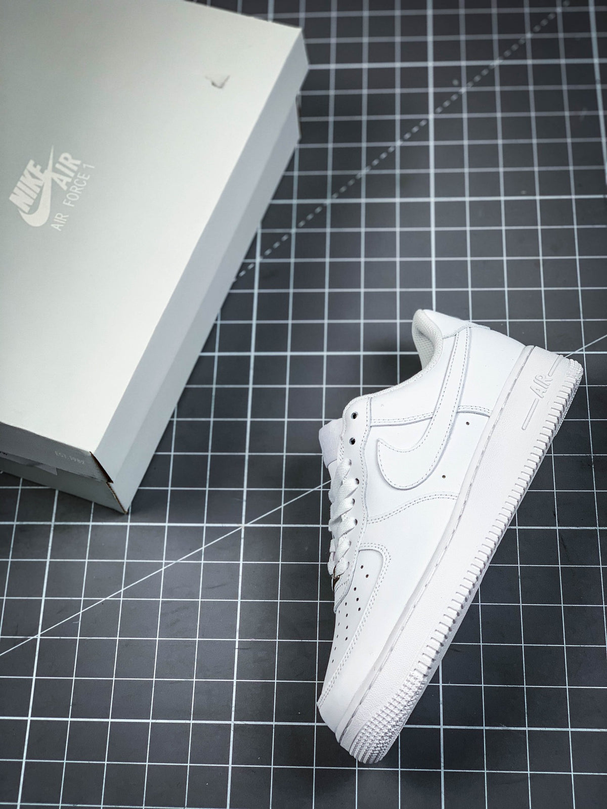 Nike Air Force 1 Low