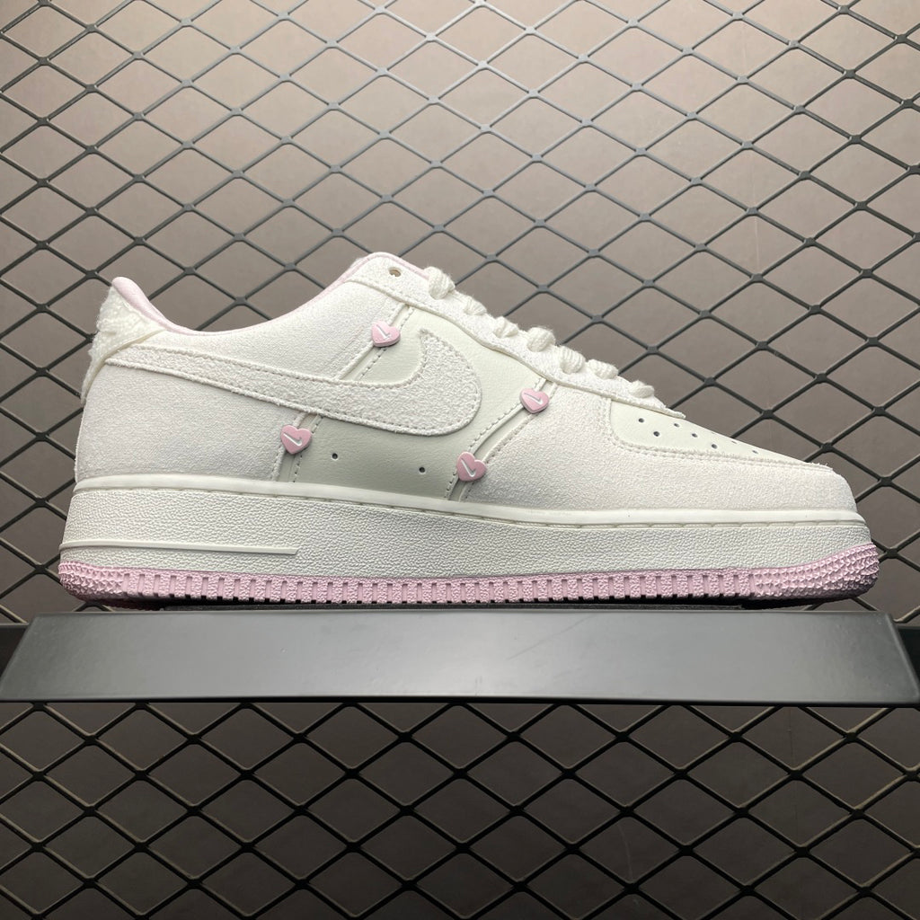 Nike Air Force 1 Low Valentine's Day