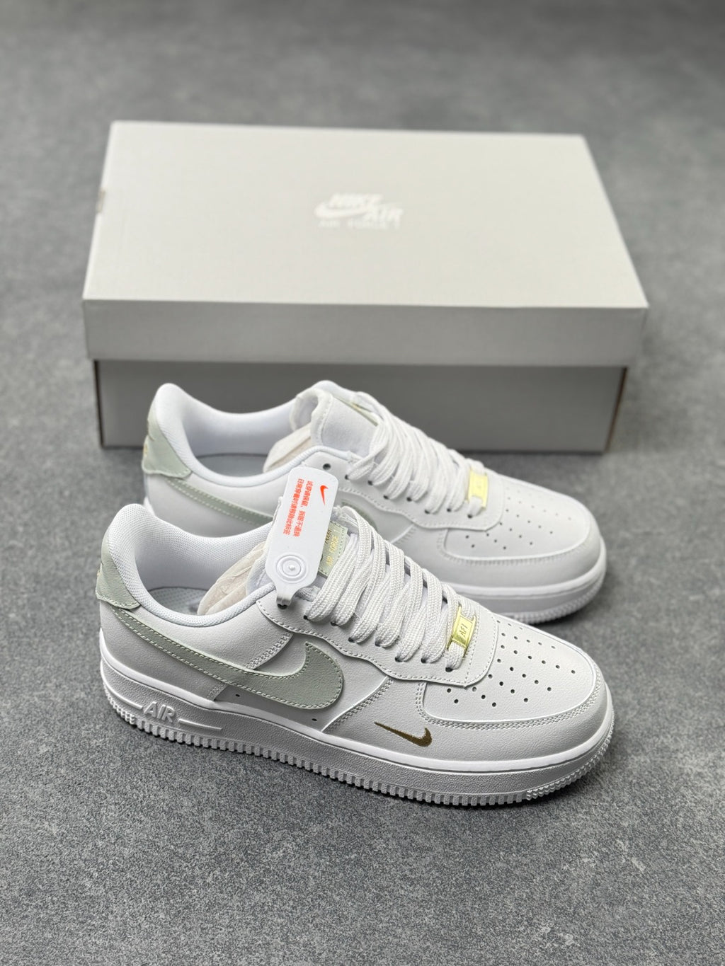 Nike Air Force 1 Low
