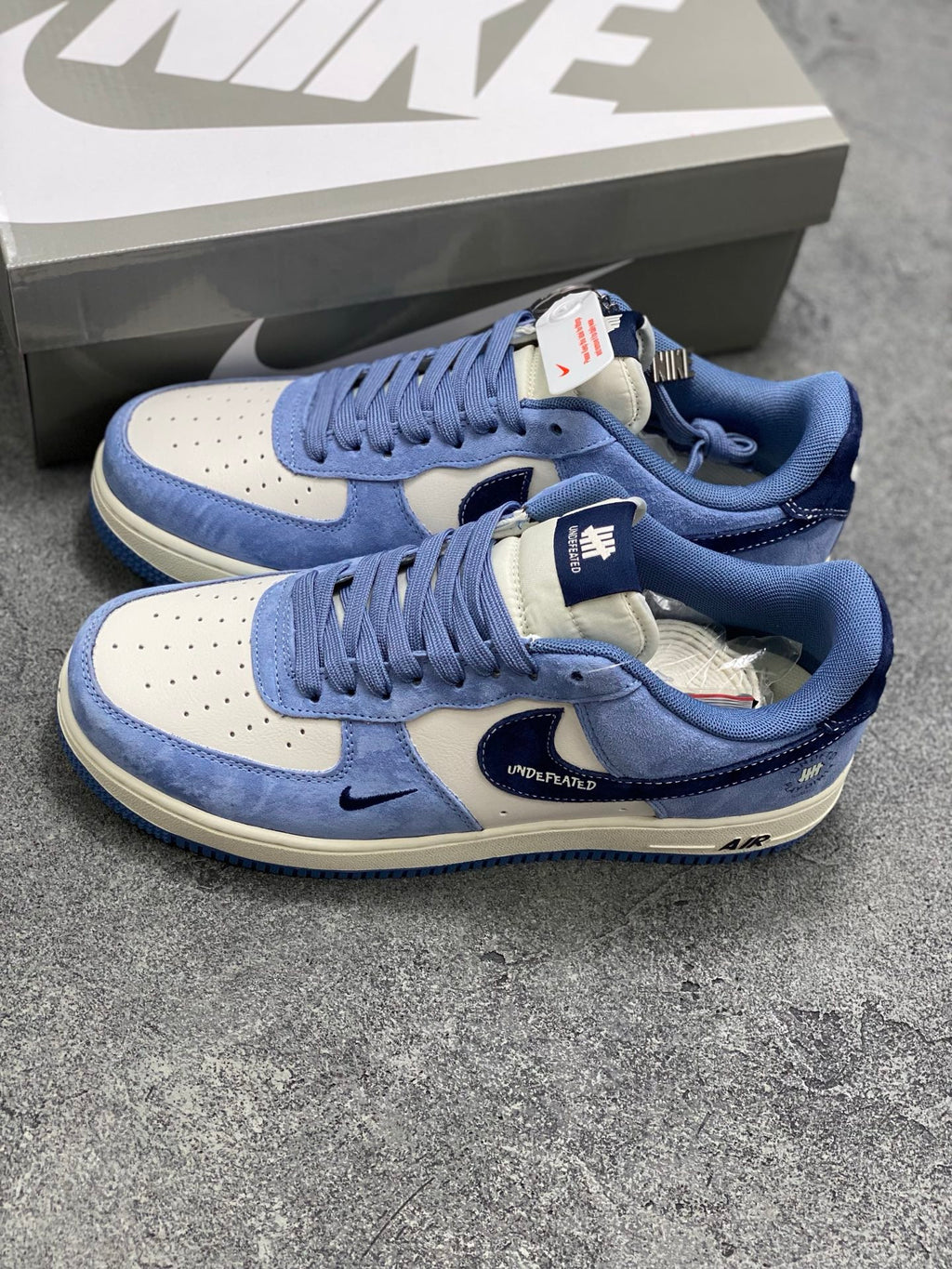 Undefeated联名AF1